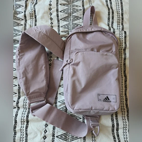 Adidas Crossbody Bag - Picture 1 of 5
